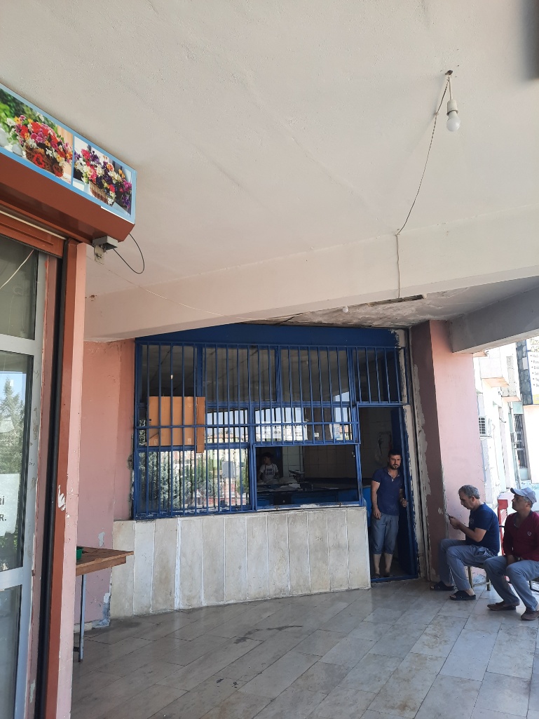 TOKİ BATIKENT İŞMERKEZİ  SEÇ MARKET KARŞISINDA SATILIK FIRIN 6.750.000 TL