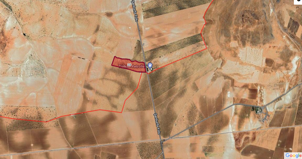 KARAKÖPRÜ İLHAN KÖYÜNDE TARLA 61.750 M2 600 TLM2