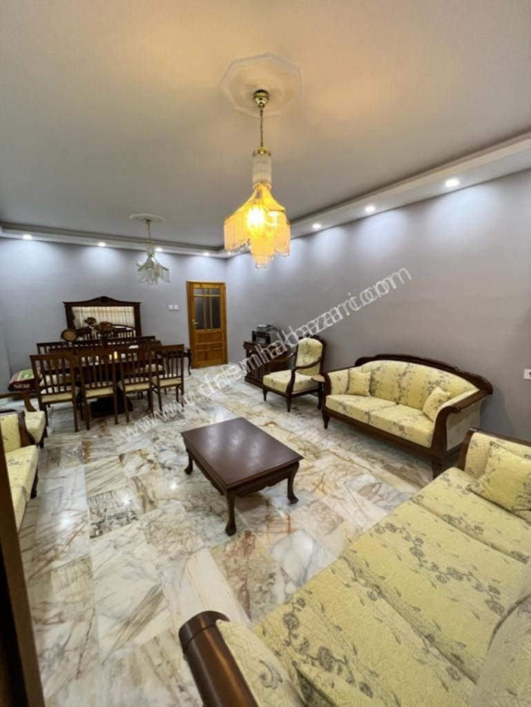 ERTUGRUL GAZİ MAH.RESULULLAH CAMİ YANI 3+1 ODALI 1.KAT 200 M2 SATILIK DAİRE