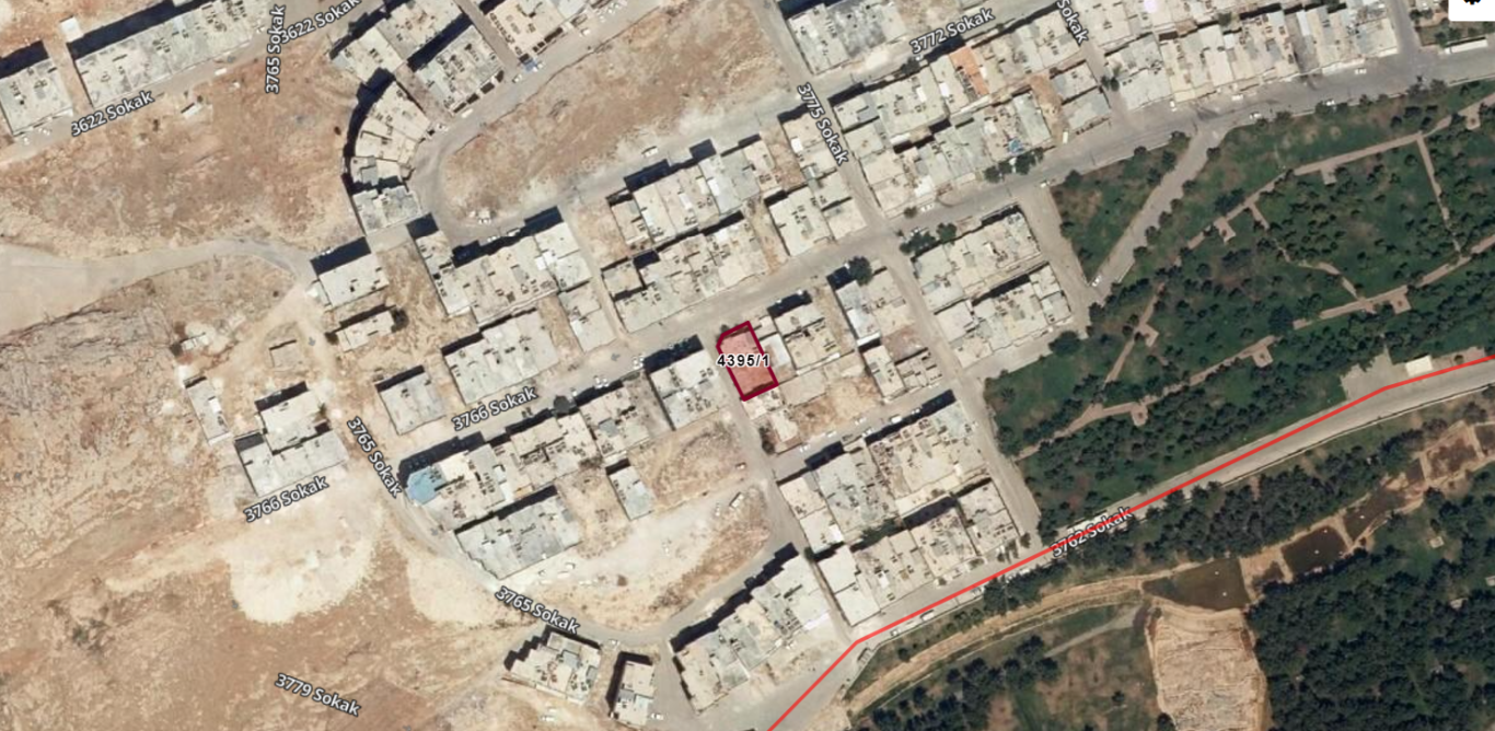 EYYÜBİYE SELÇUKLUDA ARSA 330 M2 165 M2Sİ SATILIK 800 TLADET