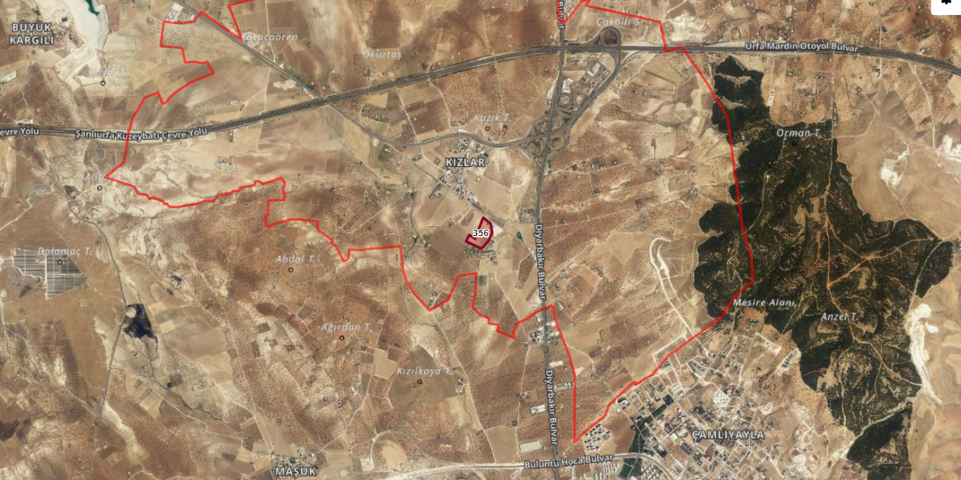 KARAKÖPRÜ KIZLARDA TARLA 32.483 M2 6.000 M2Sİ SATILIK 3.500 TLM2