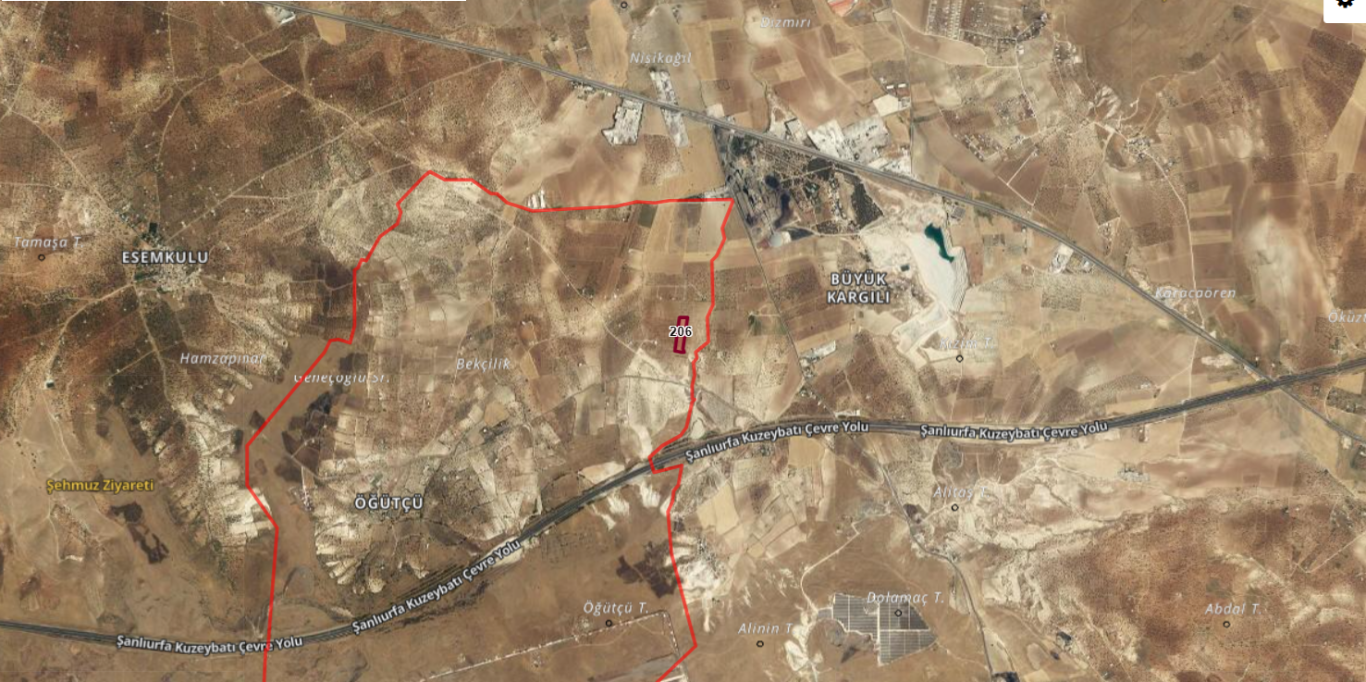 KARAKÖPRÜ ÖĞÜTÇÜDE TARLA 12.700 M2 1.000 TLM2