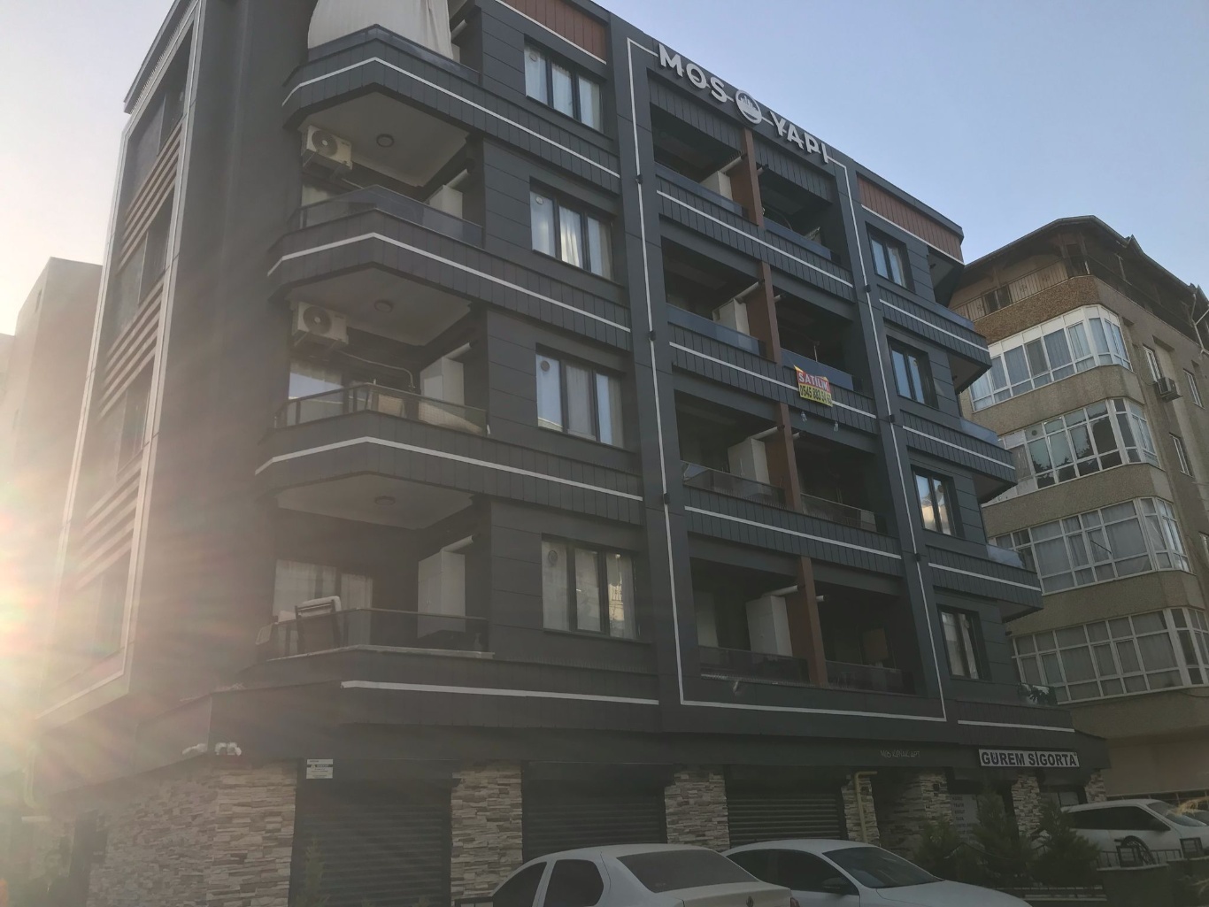 HALİLİYE REFAHİYE MAHALLESİ ÖĞRETMEN EVİ CADDESİ MOS YAPIDA 3. KAT 1+1 ODALI DAİRE