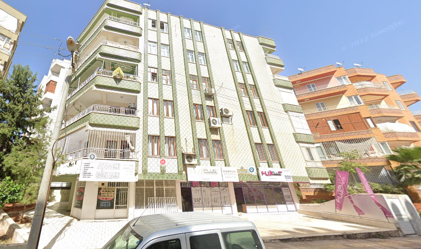 ERTUĞRUL GAZİ MAH.4.KAT 4+1 ODALI SATILIK DAİRE