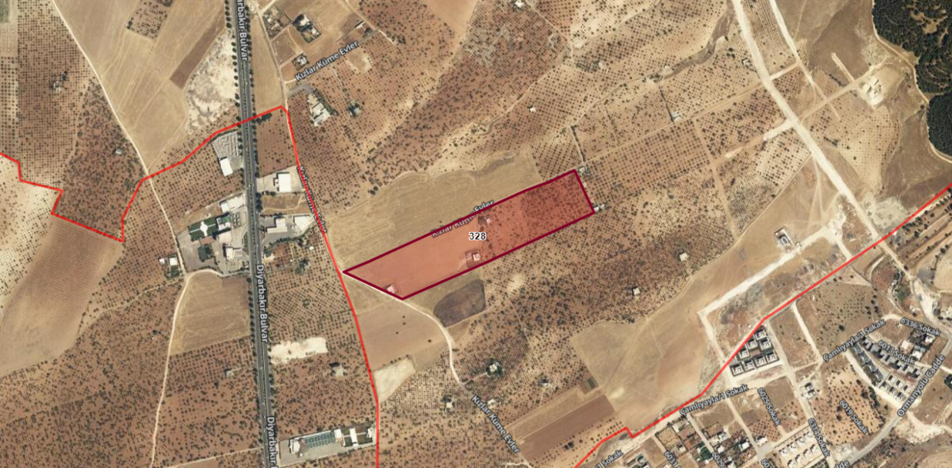 KARAKÖPRÜ KIZLARDA 55.350M2 İÇİNDEN 2.000M2si SATILIK TARLA