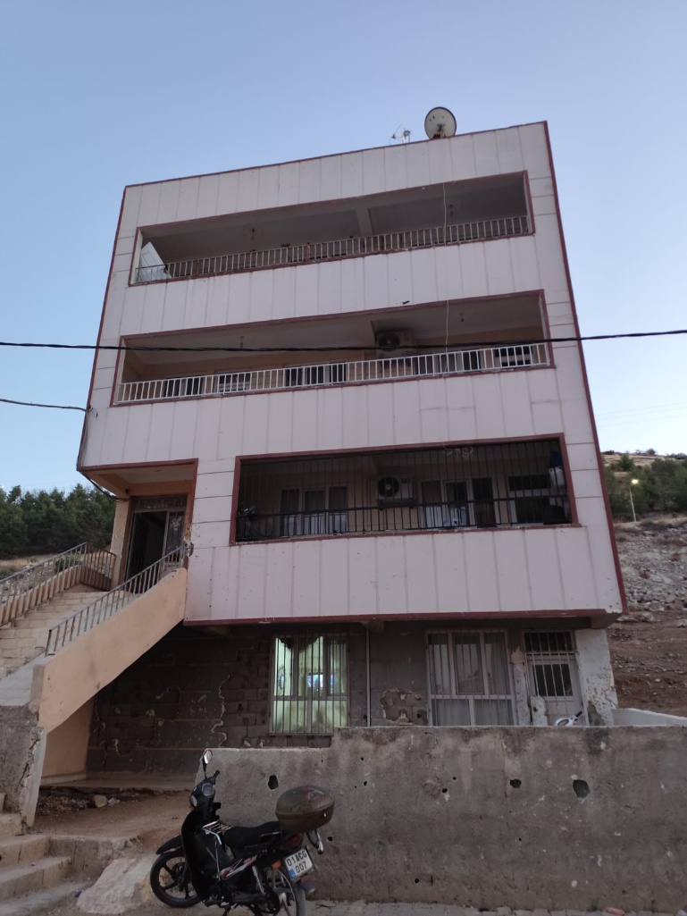 HALİLİYE DEVTEYŞTİNDE SATILIK 2. KAT 2+1 ODALI DAİRE