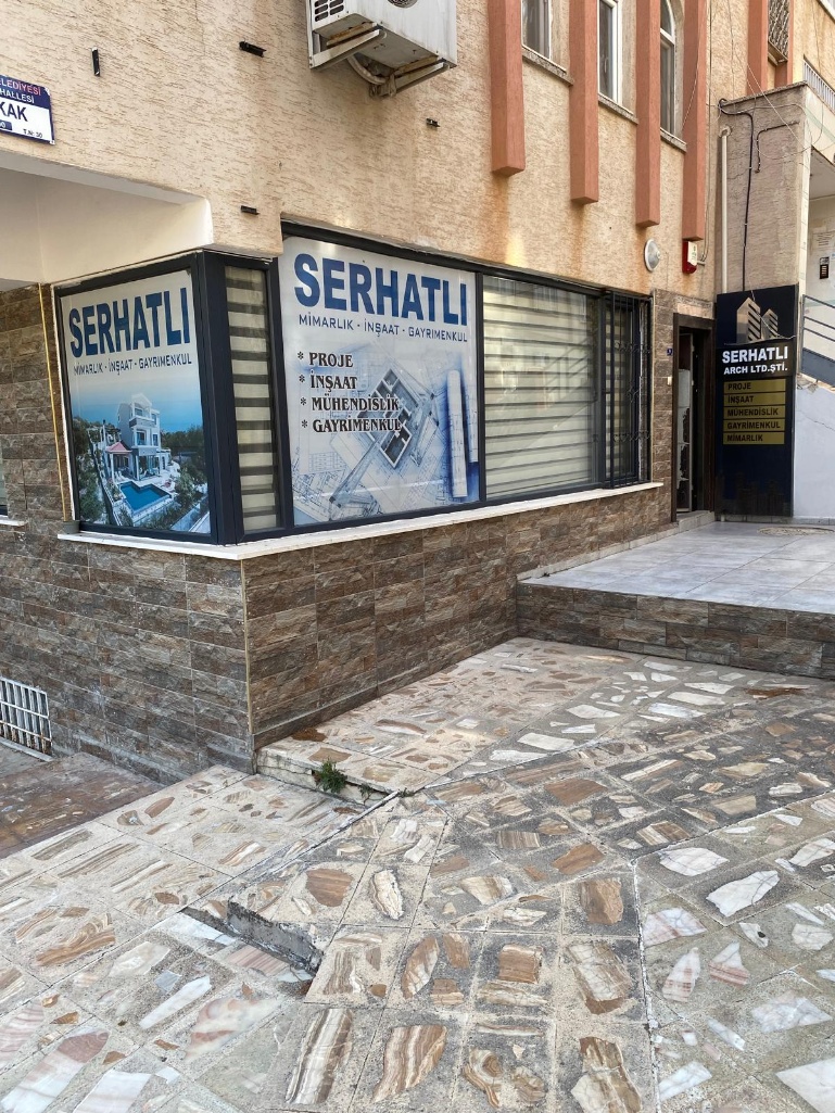 HALİLİYE REFAHİYE MAHALLESİNDE 4+1 ODALI SATILIK OFİS