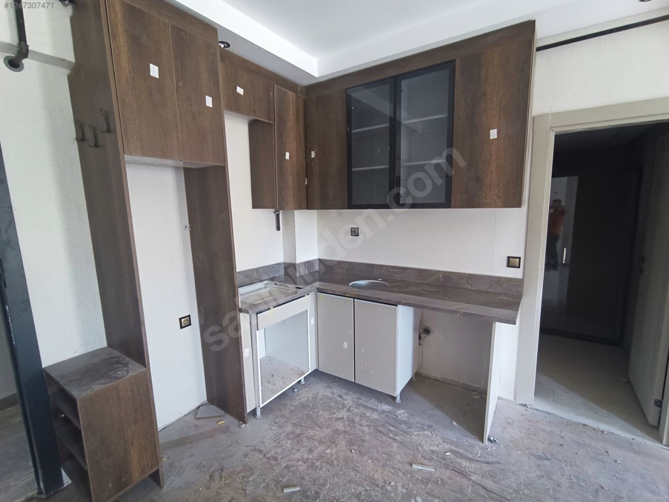 HALİLİYE MARDİN YOLU SHEL PETROL KARŞISI ÇİMPA DEMİR ARKASI SATILIK 1+1 ODALI DAİRELER