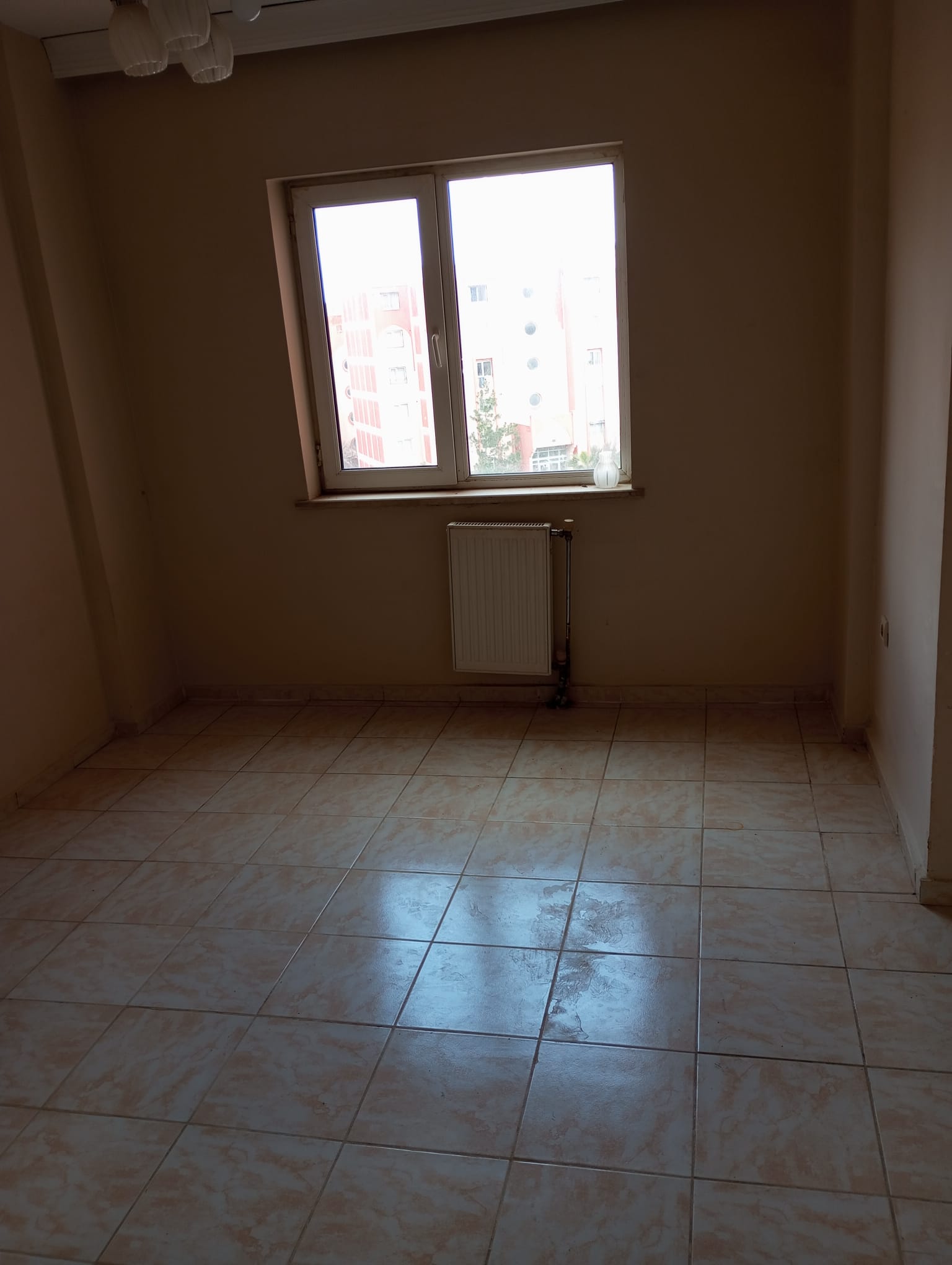 AKABE TOKİDE 5 ETAPTA DG12 SİTESİ 3.KAT NO:8 3+1 ODALI SATILIK DAİRE 2.700.000 TL