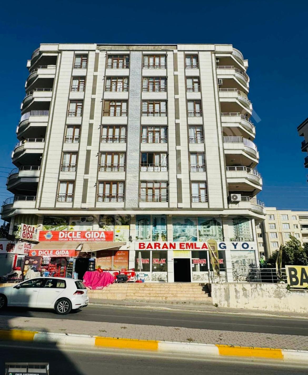 KARAKÖPRÜ GÜZELŞEHİRDE KİRALIK 400 M2 DÜKKAN 
