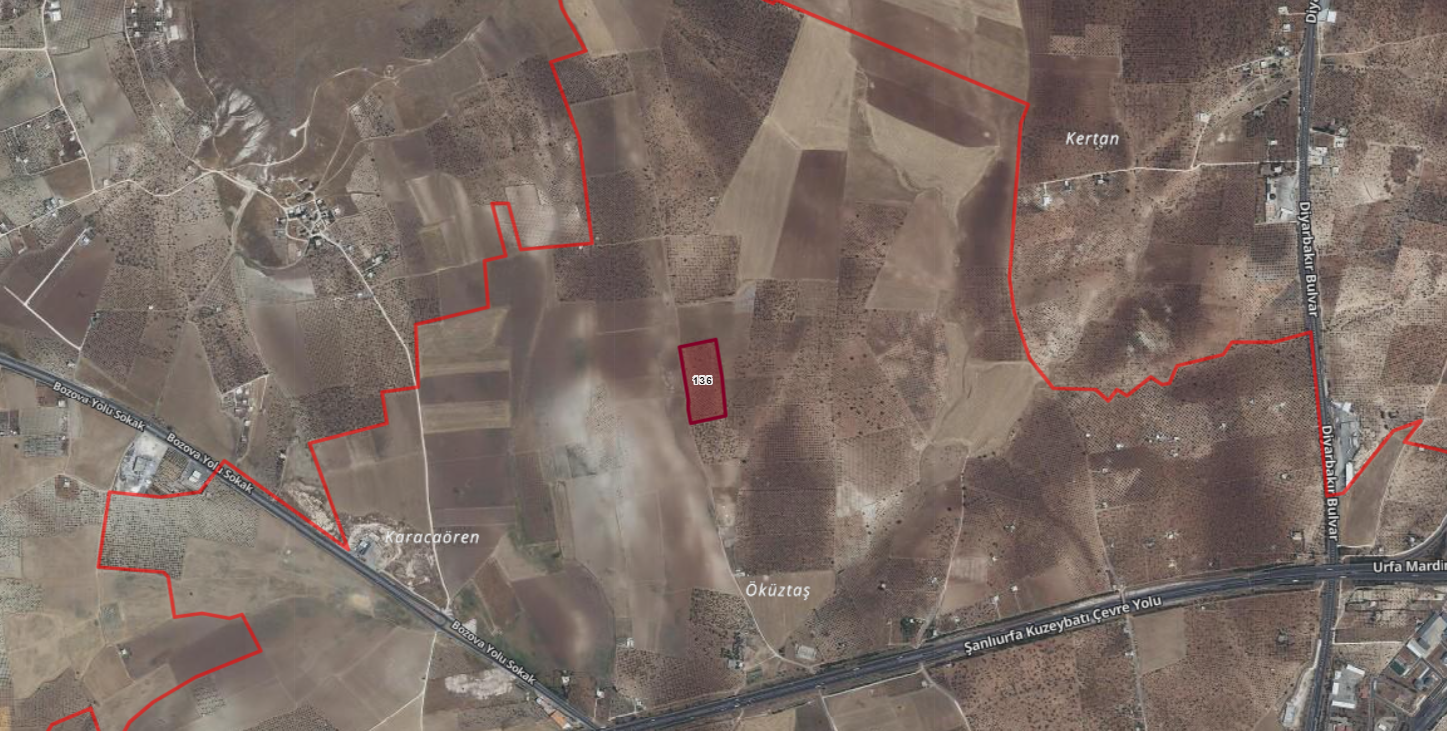 KARAKÖPRÜ KIZLARDA 26.000M2`den 8.500M2`si SATILIK TARLA  2.500TL/M2 