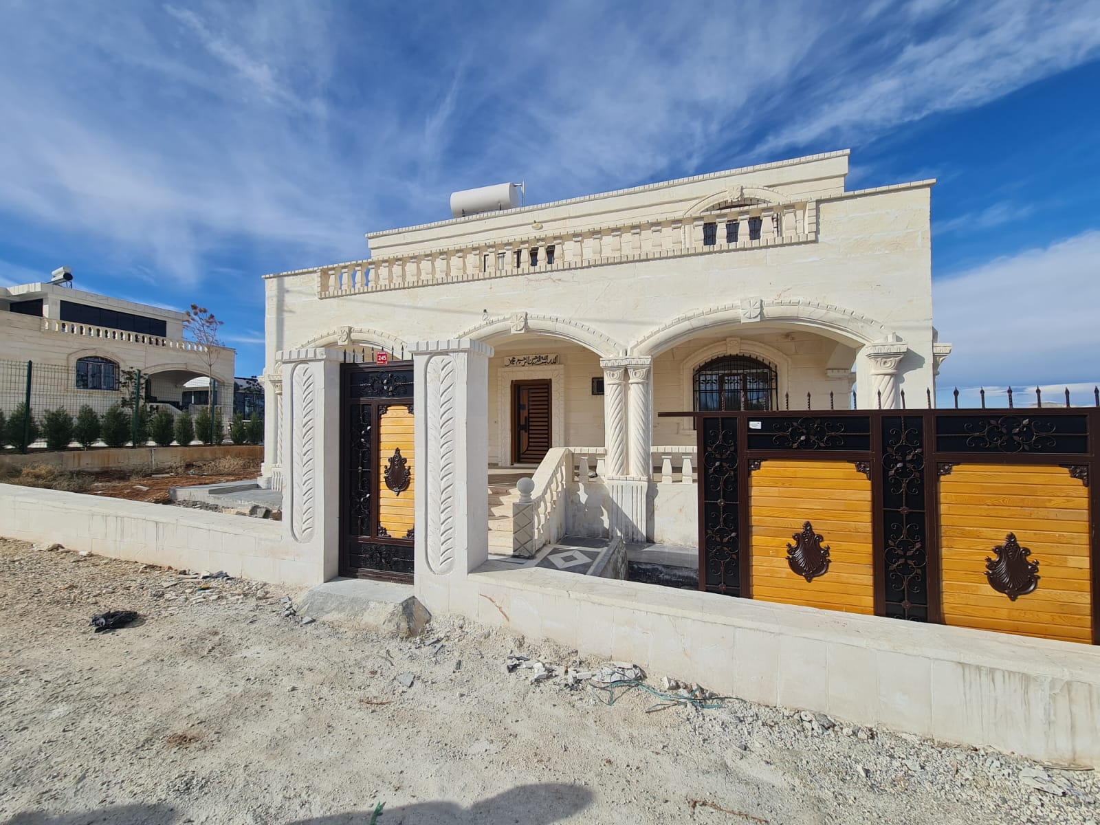 KARAKÖPRÜ SANCAKTA SATILIK 3 ADET VİLLA 