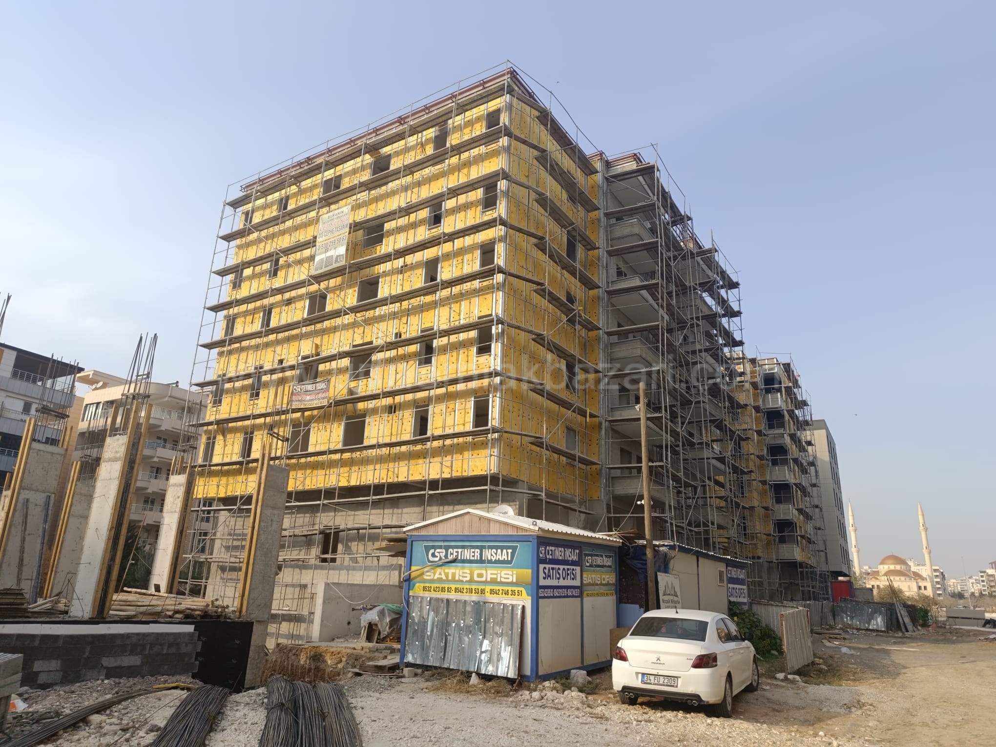 KARAKÖPRÜ ŞENEVLERDE LOTUS HASTANESİ ARKASINDA 5. KAT 4+0 ODALI 2 ADET SATILIK DAİRE 