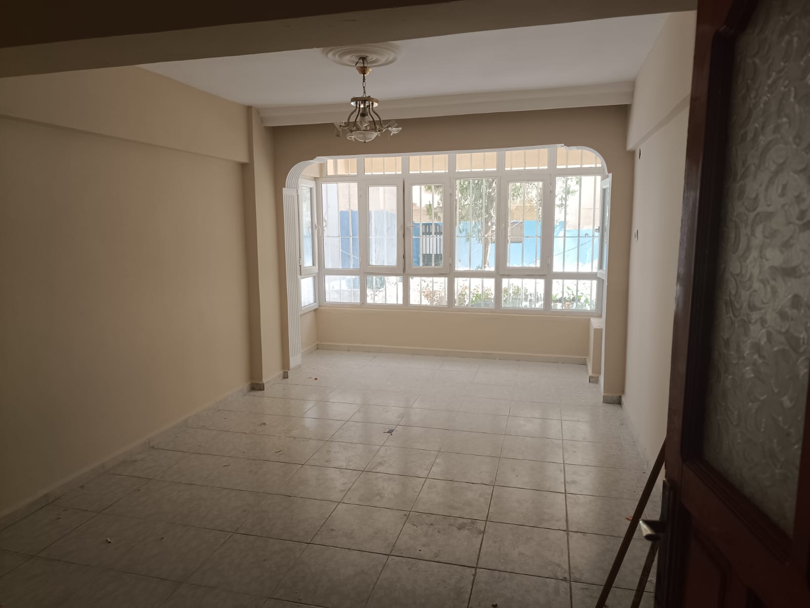 TURGUT ÖZAL PARKI YANINDA DÜZ GİRİŞ KAT 2+1 ODALI SATILIK DAİRE 