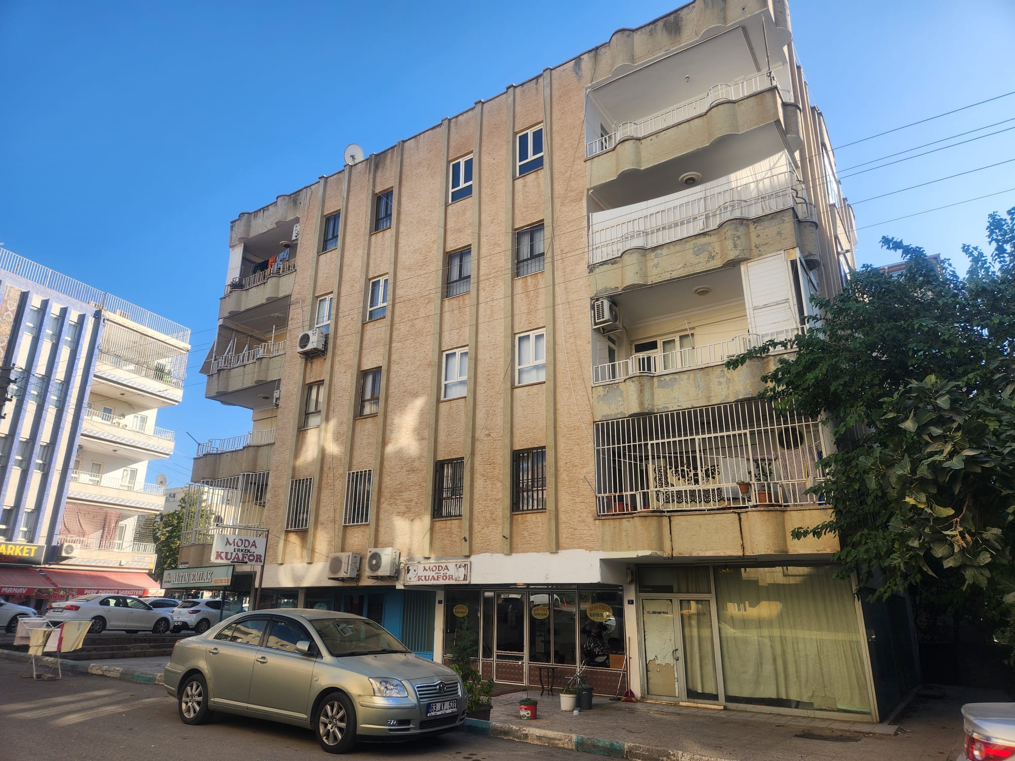 REFAHİYE MAHALLESİ MELODİ KAFE ARKASINDA 4. KAT 3+1 ODALI KİRALIK DAİRE  