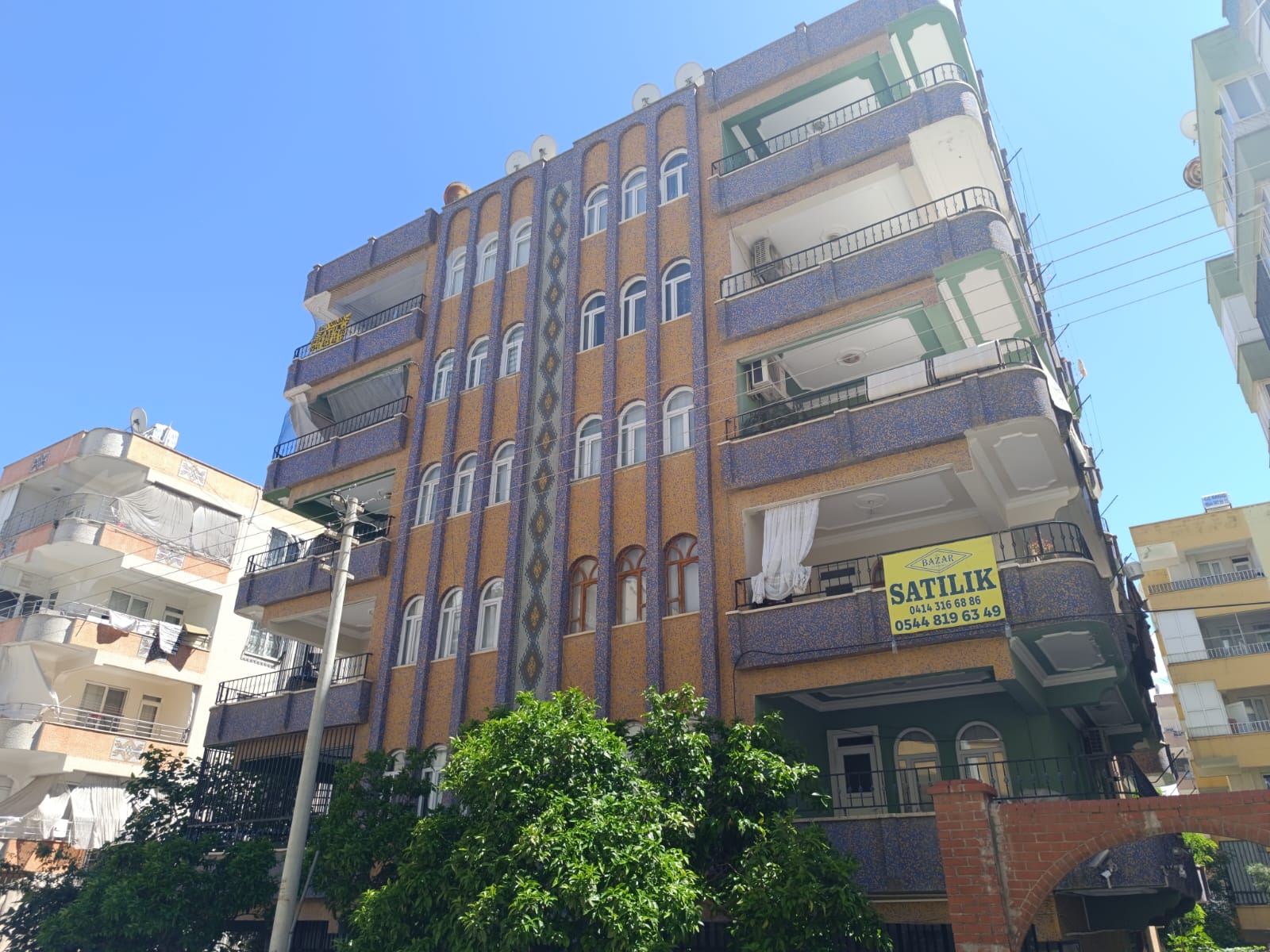 ERTUĞRUL GAZİ MAH.331.SOK 2.KAT NO:5 3+1 ODALI ACİL SATILIK DAİRE 