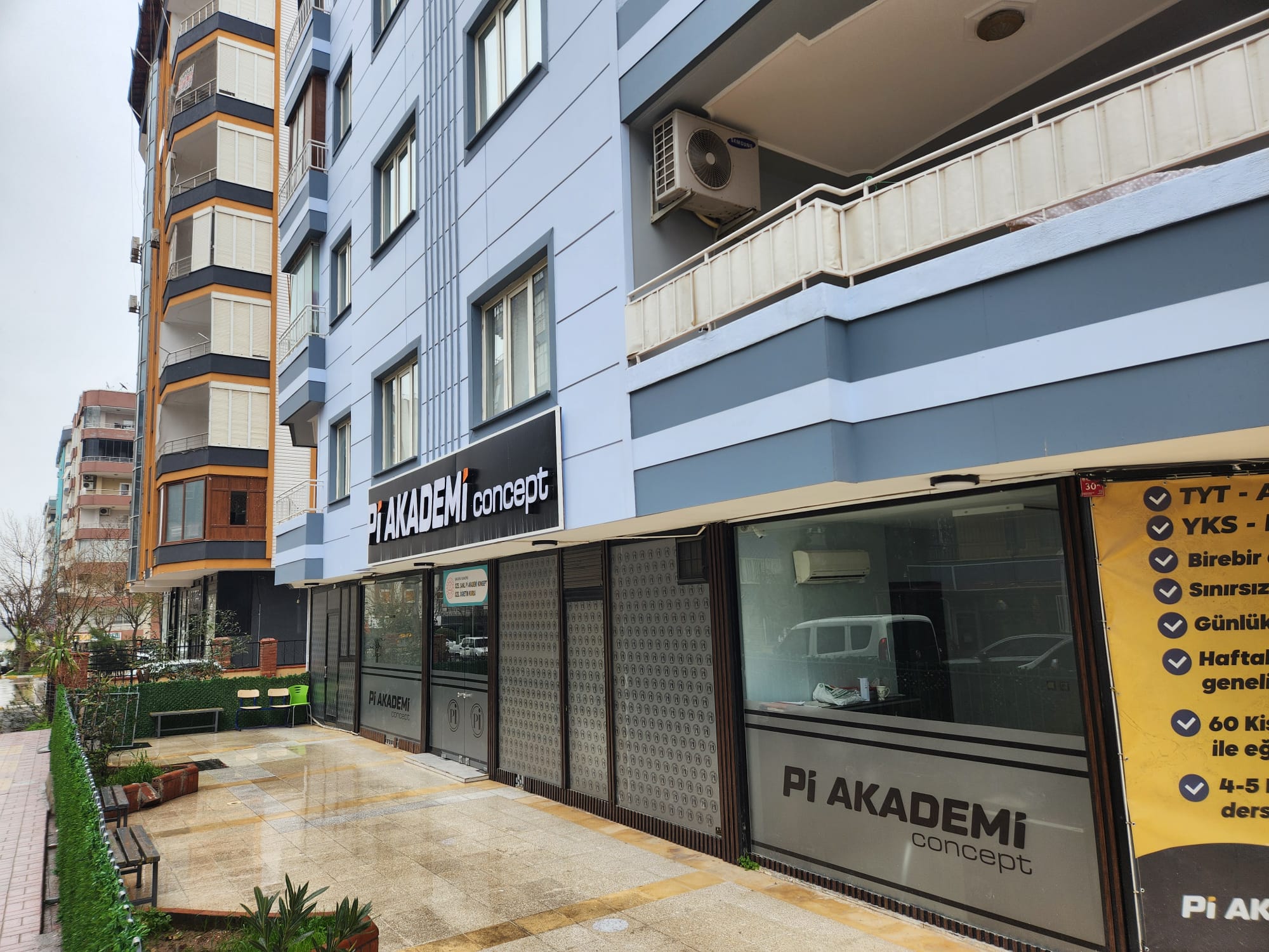 ESENTEPEDE ESKİ ŞANMAR YANINDA TAT PASTANESİ KARŞISINDA  SATILIK KİRACILI DÜKKAN 
