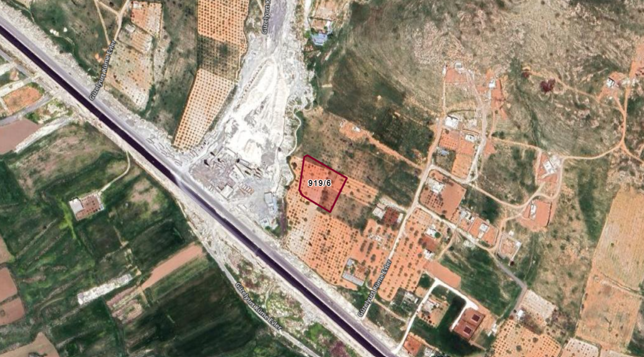 HALİLİYE GÜZELYURTTA 3.718M2 İÇİNDEN 124M2 SATILIK ARSA 