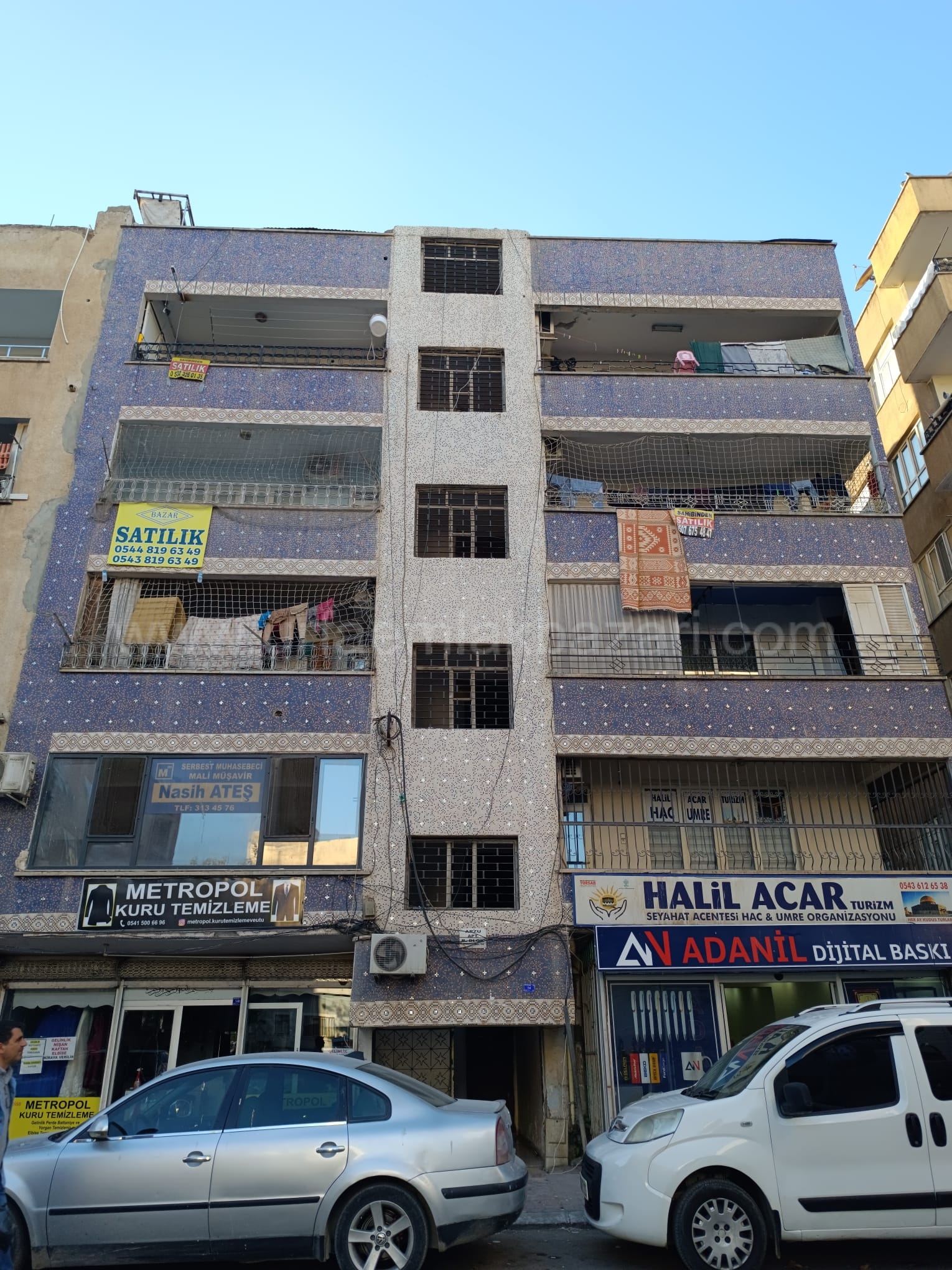 KAMBERİYEDE KİLİM OTEL ARKASINDA 3. KAT 3+1 ODALI SATILIK DAİRE 