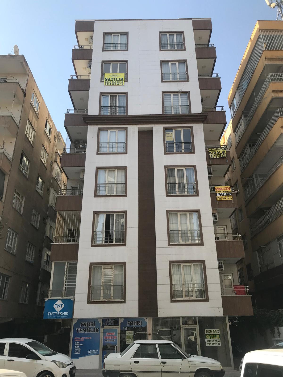 BAHÇELİEVLERDE 2+1 ODALI 6.KAT SATILIK DAİRE