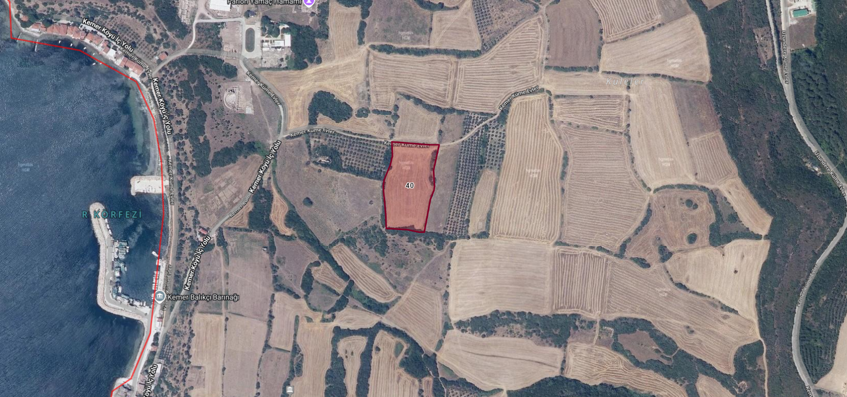 ÇANAKKALE BİGA KEMER KÖYÜNDE 12.300M2 SATILIK TARLA 