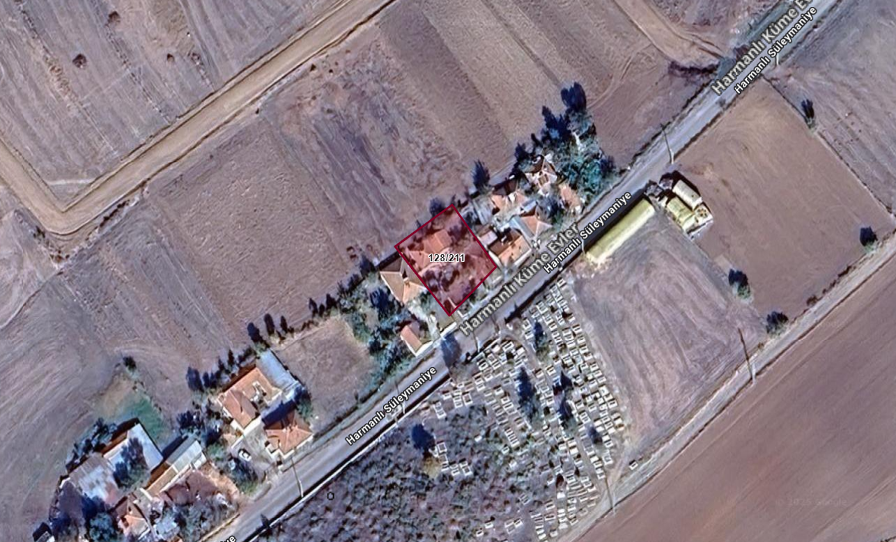 EDİRNE UZUNKÖPRÜ HARMANLI KÖYÜ 587M2 ARSA 