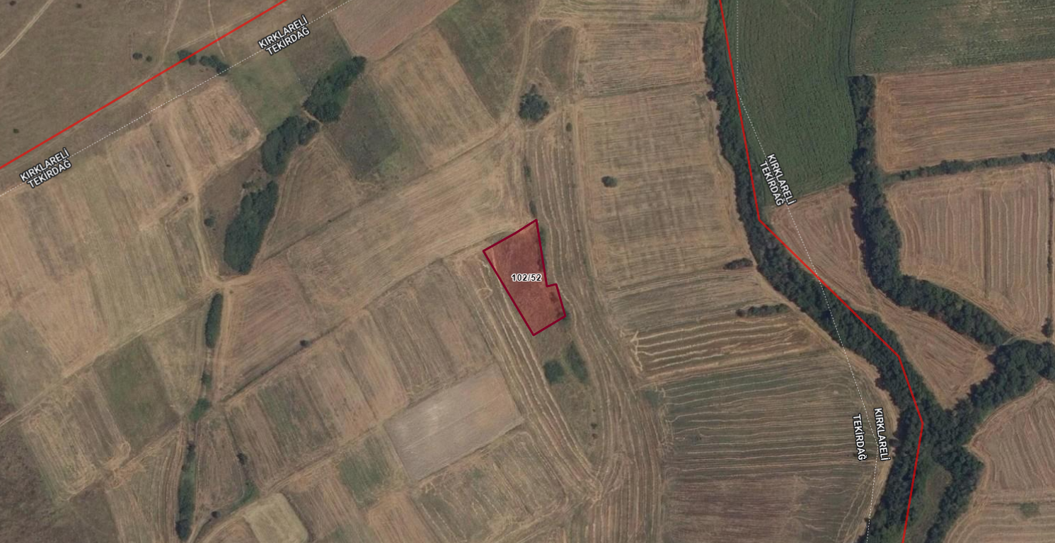 TEKİRDAĞ HAYRABOLU LAHANADA SATILIK 1.800M2 TARLA 
