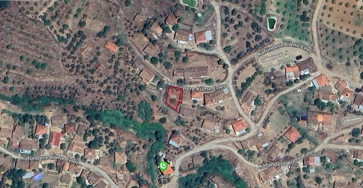 İZMİR ÖDEMİŞ KÖFÜNDERE 240M2 AVLULU KARGİR EV, ARSA 