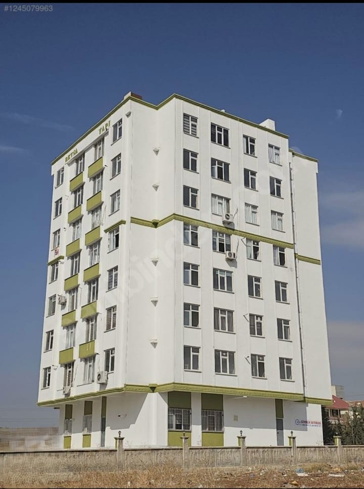 HALİLİYE DAĞETEĞİNDE 2+1 ODALI 1. KAT SATILIK DAİRE 