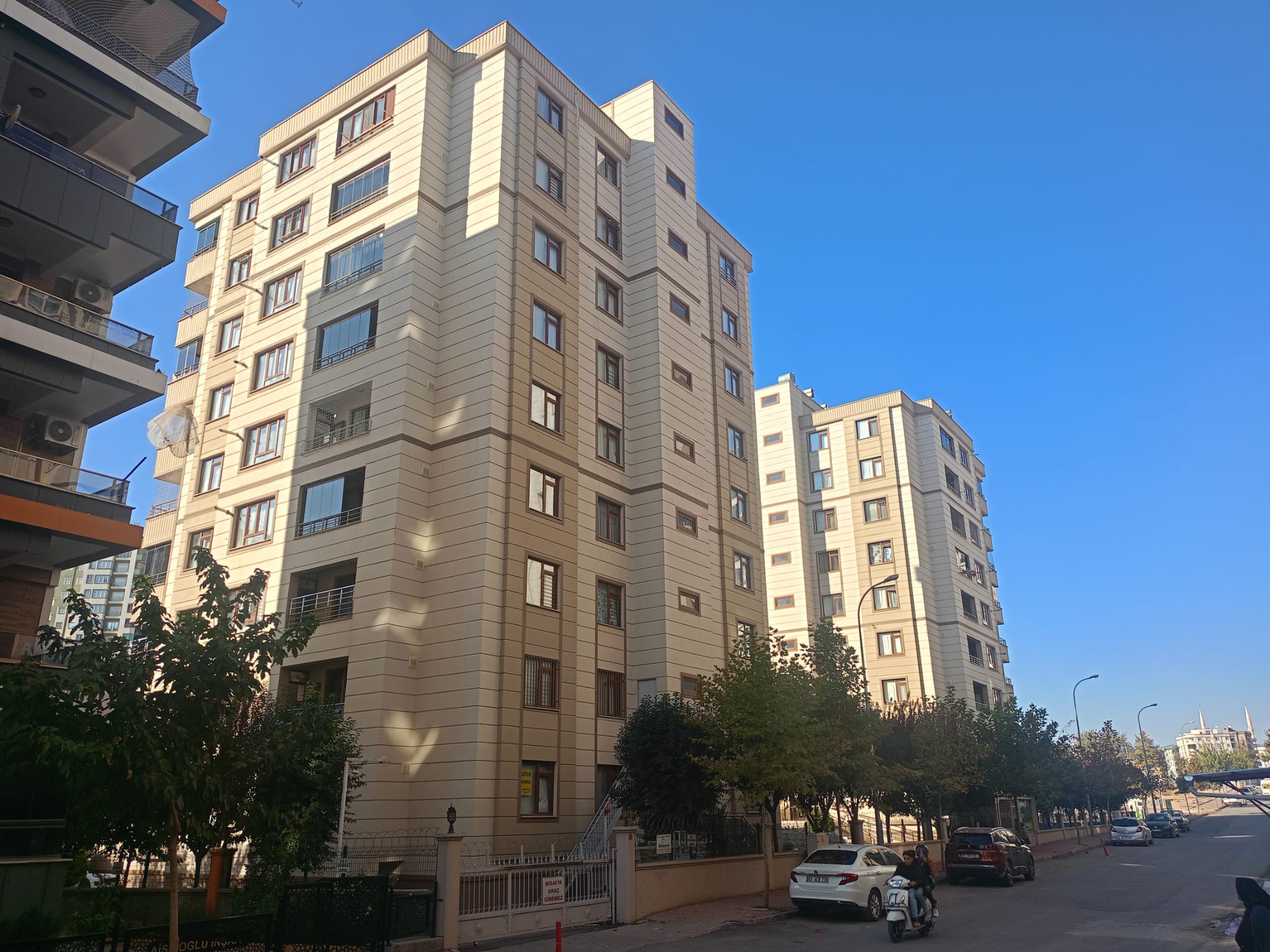 KARAKÖPRÜ TED YAPIDA 7. KAT 4+1 ODALI SATILIK DAİRE 