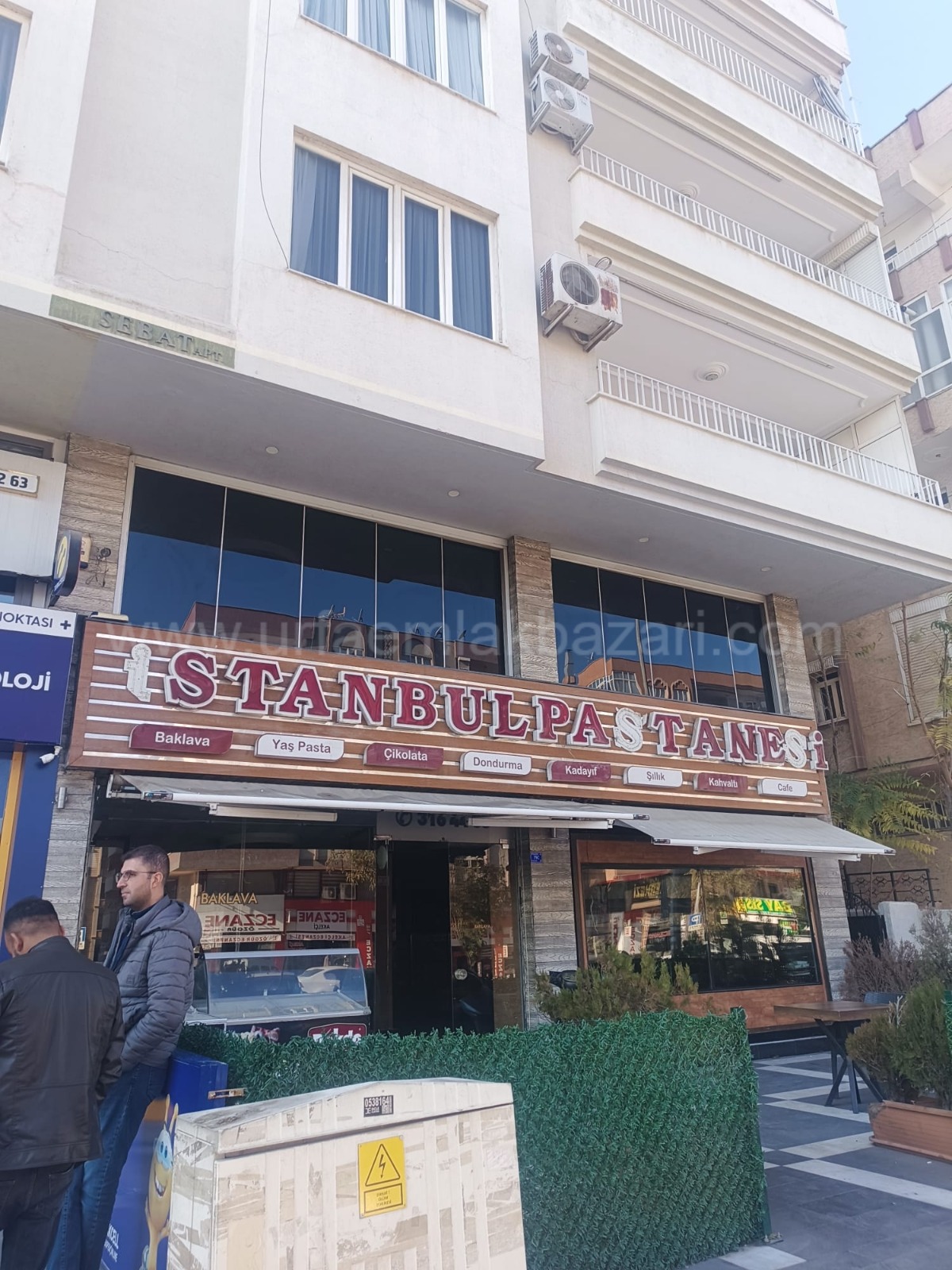 ŞANMED HASTANESİ KARŞISI DEVREN KİRALIK İSTANBUL PASTANESİ 